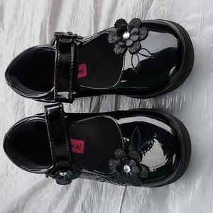 Rachel Shoes kids size 10